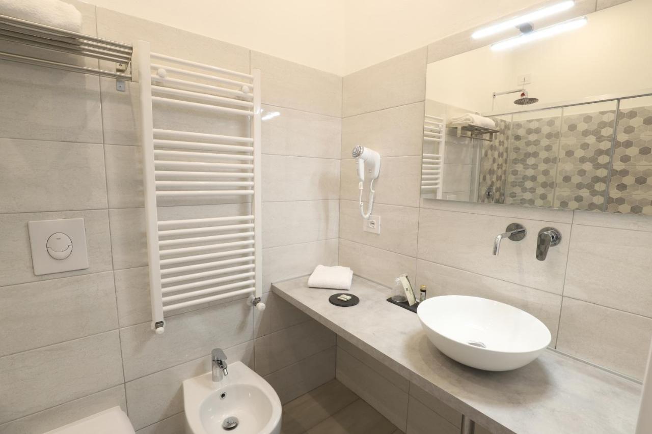 מילאנו Cadorna Luxury Hotel מראה חיצוני תמונה