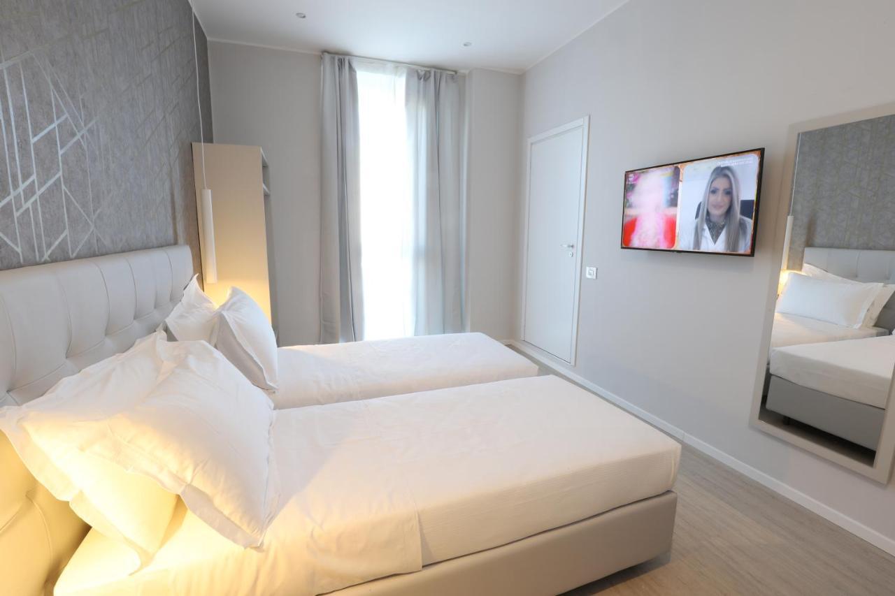 מילאנו Cadorna Luxury Hotel מראה חיצוני תמונה